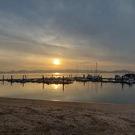 Gran Casa Cerca De La Playa * Boiro