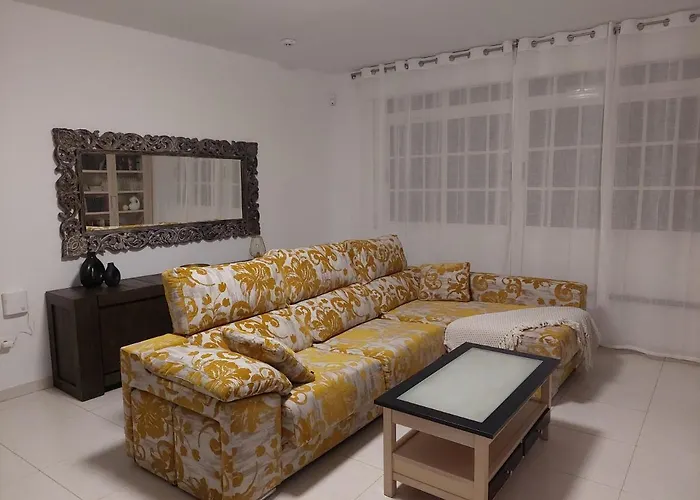 Gran Casa Cerca De La Playa بويرو