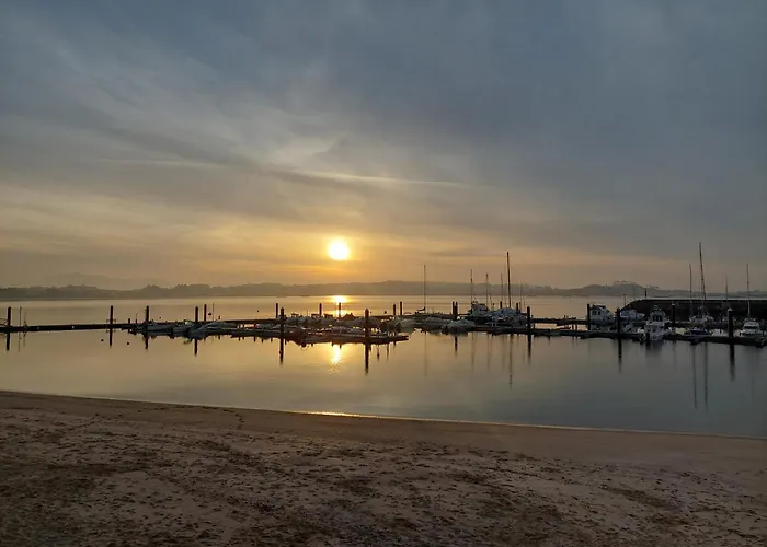Gran Casa Cerca De La Playa * Boiro